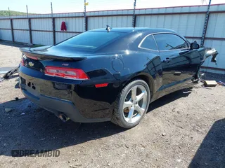 2015 Chevrolet Camaro LT z VIN 2G1FF1E34F9168703, wystawiony jako IAAI lot #42049357 z przebiegiem Nie podano mil oraz . Historia ofert i sprzedaży dostępna na DreamBid. Obrazek 4.