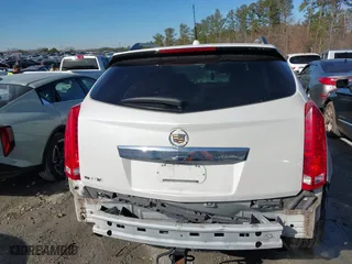 2011 Cadillac SRX Premium Collection with VIN 3GYFNCEY8BS508184, listed as a IAAI auction lot 41633140 with 178,350 mi miles. Bid and sale history available at carsss.com. Image 16.