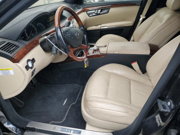 2012 Mercedes-Benz S-Class S 550 with VIN WDDNG7DB7CA466826, listed as a Copart auction lot 88154585 with 127,856 mi miles and Salvage Title. Bid and sale history available at carsss.com. Image 7.