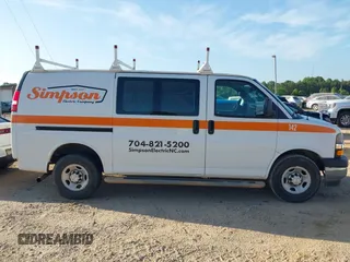 2018 Chevrolet Express Cargo with VIN 1GCWGAFG7J1906173, listed as a IAAI auction lot 42176671 with 189,951 mi miles and . Bid and sale history available at DreamBid. Image 13.