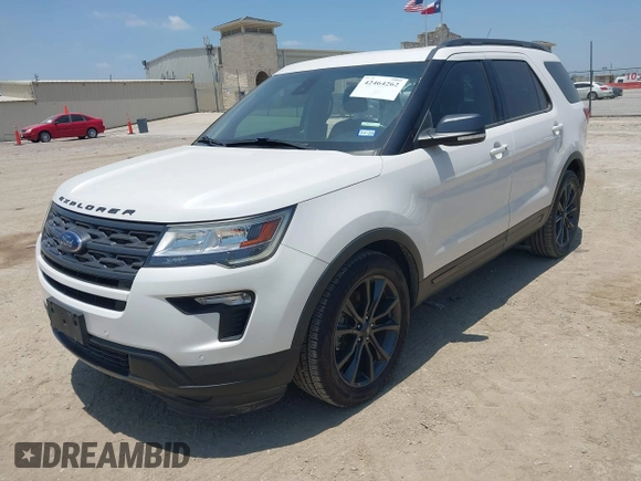2019 Ford Explorer XLT z VIN 1FM5K7D86KGA27590, wystawiony jako IAAI lot #42464262 z przebiegiem 96 038 mil mil oraz . Historia ofert i sprzedaży dostępna na DreamBid. Obrazek 18.