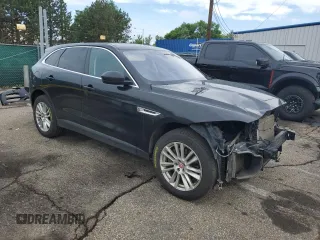 2019 Jaguar F-Pace 25t Prestige with VIN SADCK2GX3KA392592, listed as a Copart auction lot 59199455 with 170,635 mi miles and Salvage title. Bid and sale history available at DreamBid. Image 4.