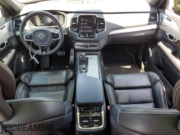 2020 Volvo XC90 R-Design with VIN YV4BR0CMXL1616605, listed as a Copart auction lot 60628505 with 38,417 mi miles and Salvage title. Bid and sale history available at DreamBid. Image 8.