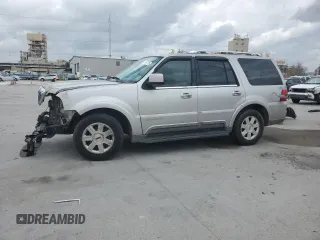 2003 Lincoln Navigator Ultimate with VIN 5LMFU27R63LJ35185, listed as a Copart auction lot 45152775 with 153,601 mi miles and Salvage Title. Bid and sale history available at carsss.com. Image 1.