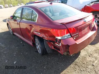 2014 Subaru Legacy Special Sports z VIN 4S3BMCH63E3011426, wystawiony jako IAAI lot #42081648 z przebiegiem 73 482 mil mil oraz . Historia ofert i sprzedaży dostępna na DreamBid. Obrazek 6.