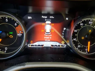 2018 Jeep Cherokee Limited z VIN 1C4PJLDB9JD568279, wystawiony jako Copart lot #42180295 z przebiegiem 97 400 mil mil oraz Szkoda całkowita • Salvage title. Historia ofert i sprzedaży dostępna na DreamBid. Obrazek 9.