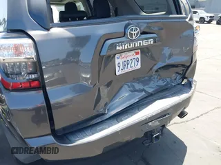 2020 Toyota 4Runner SR5 with VIN JTEZU5JRXL5219668, listed as a IAAI auction lot 42328511 with 99,970 mi miles and . Bid and sale history available at DreamBid. Image 6.