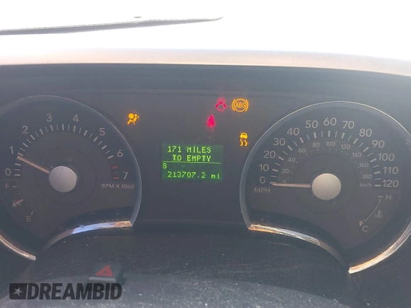 2008 Mercury Mountaineer Premier with VIN 4M2EU48E48UJ00084, listed as a IAAI auction lot 41437224 with 213,707 mi miles. Bid and sale history available at carsss.com. Image 7.