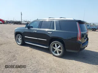 2017 Cadillac Escalade z VIN 1GYS3AKJ4HR338806, wystawiony jako IAAI lot #41941193 z przebiegiem 119 865 mil mil oraz . Historia ofert i sprzedaży dostępna na DreamBid. Obrazek 3.
