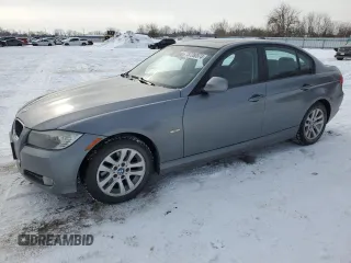 2009 BMW 3 Series 323i z VIN WBAPG735X9A401179, wystawiony jako Copart lot #87280974 z przebiegiem 167 265 mil mil oraz Czysty tytuł • Clean title. Historia ofert i sprzedaży dostępna na DreamBid. Obrazek 1.