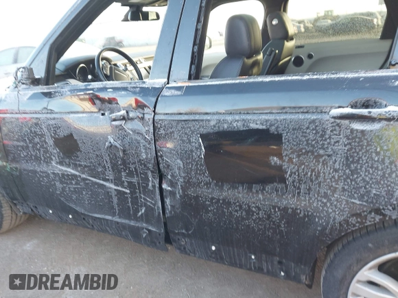 2016 Land Rover Range Rover Sport HSE with VIN SALWR2KF2GA642732, listed as a IAAI auction lot 41455269 with 88,776 mi miles and . Bid and sale history available at DreamBid. Image 15.