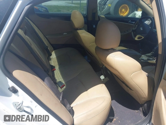 2014 Hyundai Sonata SE with VIN 5NPEC4AC0EH875408, listed as a IAAI auction lot 41913833 with 87,001 mi miles and . Bid and sale history available at DreamBid. Image 8.