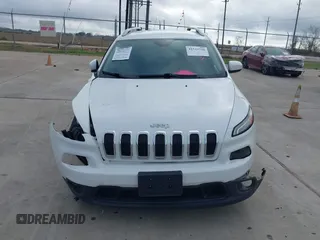 2016 Jeep Cherokee Latitude with VIN 1C4PJMCB1GW340605, listed as a IAAI auction lot 41523716 with 74,080 mi miles. Bid and sale history available at carsss.com. Image 12.