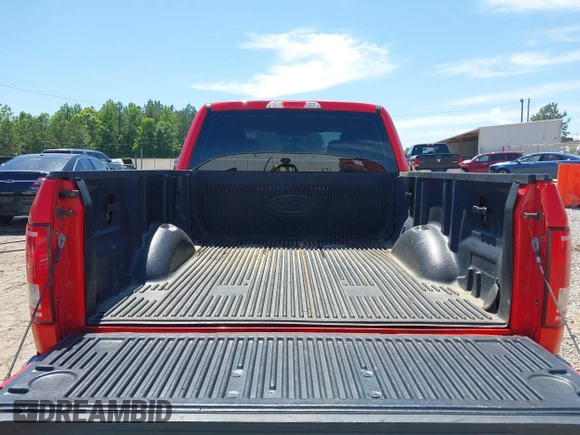 2015 Ford F-150 XL with VIN 1FTEX1CP8FKE01289, listed as a IAAI auction lot 42305312 with 240,366 mi miles and . Bid and sale history available at DreamBid. Image 16.