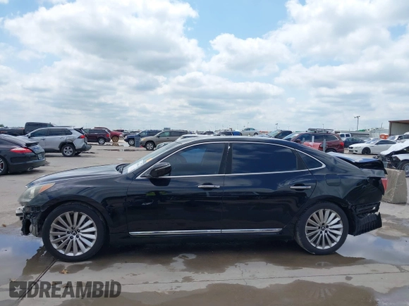 2016 Hyundai Equus Signature with VIN KMHGH4JHXGU101564, listed as a IAAI auction lot 42210676 with 117,052 mi miles and . Bid and sale history available at DreamBid. Image 15.