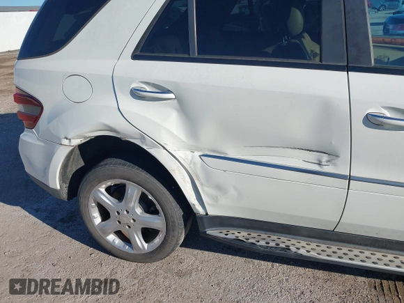 2008 Mercedes-Benz M 350 with VIN 4JGBB86E48A325840, listed as a IAAI auction lot 42199623 with 185,979 mi miles and . Bid and sale history available at DreamBid. Image 6.