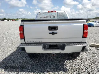 2018 Chevrolet Silverado 1500 Custom with VIN 3GCPCPEC6JG621418, listed as a Copart auction lot 55783255 with 140,264 mi miles and Salvage Title. Bid and sale history available at DreamBid. Image 6.