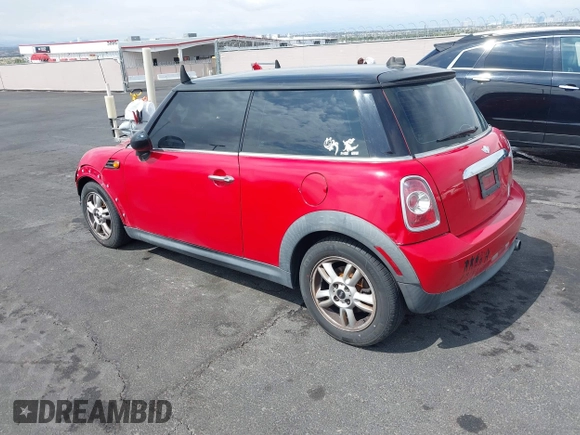2013 MINI Hardtop with VIN WMWSU3C53DT681729, listed as a IAAI auction lot 42196391 with 128,197 mi miles and . Bid and sale history available at DreamBid. Image 3.