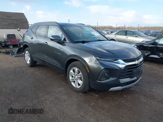 2020 Chevrolet Blazer LT z VIN 3GNKBHRS8LS615132, wystawiony jako IAAI lot #41902552 z przebiegiem 107 234 mil mil oraz . Historia ofert i sprzedaży dostępna na DreamBid. Obrazek 1.