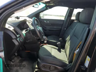 2017 Ford Police Interceptor Utility z VIN 1FM5K8AR0HGC25724, wystawiony jako Copart lot #43608095 z przebiegiem Nie podano mil oraz Szkody całkowita. Historia ofert i sprzedaży dostępna na DreamBid. Obrazek 7.