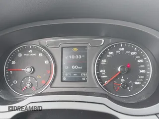 2017 Audi Q3 Premium Plus с VIN WA1JCCFS2HR002405, выставлен на аукционе IAAI как лот 42240959 с пробегом 119 171 миль миль и . История ставок и продаж доступна на DreamBid. Изображение 7.