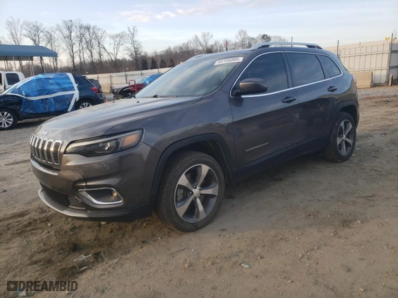 2019 Jeep Cherokee Limited with VIN 1C4PJLDX4KD159572, listed as a Copart auction lot 44195085 with 125,228 mi miles and Salvage Title. Bid and sale history available at carsss.com. Image 1.