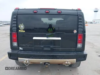 2005 Hummer H2 SUV z VIN 5GRGN23UX5H106375, wystawiony jako IAAI lot #41997745 z przebiegiem 152 827 mil mil oraz . Historia ofert i sprzedaży dostępna na DreamBid. Obrazek 16.