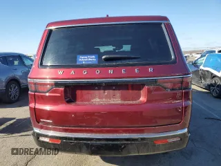 2023 Jeep Wagoneer z VIN 1C4SJVAP9PS569989, wystawiony jako Copart lot #81298154 z przebiegiem 18 133 mil mil oraz Szkoda całkowita • Salvage title. Historia ofert i sprzedaży dostępna na DreamBid. Obrazek 6.