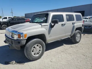 2007 Hummer H3 SUV with VIN 5GTDN13E178220977, listed as a Copart auction lot 49882495 with 121,449 mi miles and Clean Title. Bid and sale history available at carsss.com. Image 1.