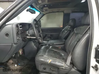 2000 Chevrolet Silverado 1500 LS with VIN 2GCEK19T6Y1315534, listed as a Copart auction lot 41750145 with 164,363 mi miles and Salvage Title. Bid and sale history available at carsss.com. Image 7.