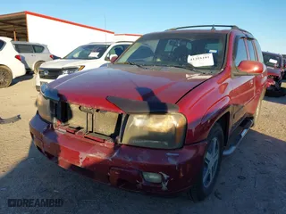 2006 Chevrolet TrailBlazer LS with VIN 1GNDT13SX62133526, listed as a IAAI auction lot 41216101 with 150,157 mi miles. Bid and sale history available at carsss.com. Image 17.