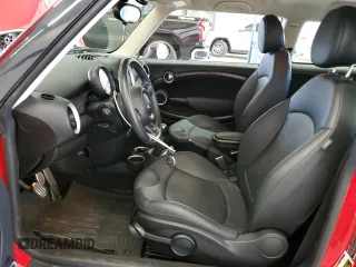 2011 MINI Hardtop S с VIN WMWSV3C59BTY20708, выставлен на аукционе Copart как лот 65652325 с пробегом 88 382 миль миль и Чистый • Clean title. История ставок и продаж доступна на DreamBid. Изображение 7.