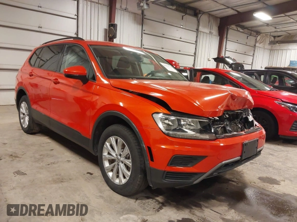 2019 Volkswagen Tiguan S z VIN 3VV0B7AX3KM075498, wystawiony jako IAAI lot #41501778 z przebiegiem 143 262 mil mil oraz . Historia ofert i sprzedaży dostępna na DreamBid. Obrazek 1.