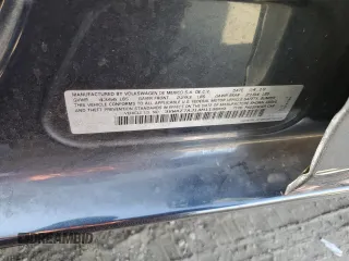 2010 Volkswagen Jetta Limited Edition with VIN 3VWAZ7AJ1AM119889, listed as a Copart auction lot 60680275 with 90,778 mi miles and Salvage title. Bid and sale history available at DreamBid. Image 12.