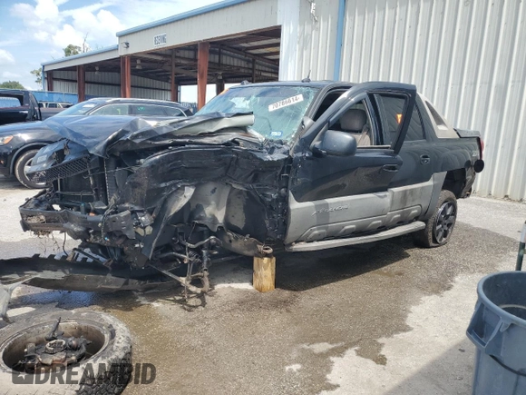 2005 Chevrolet Avalanche Z71 with VIN 3GNEK12Z95G259632, listed as a Copart auction lot 70786614 with 0 mi miles and Non Repairable. Bid and sale history available at carsss.com. Image 1.