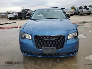 2023 Chrysler 300 Touring with VIN 2C3CCAAG4PH648702, listed as a Copart auction lot 44999615 with 20,464 mi miles and Clean Title. Bid and sale history available at DreamBid. Image 5.