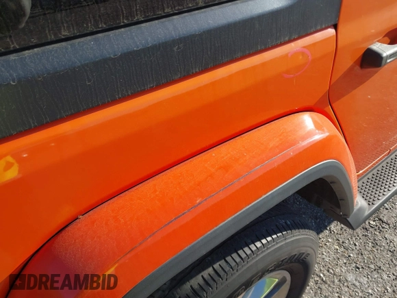 2018 Jeep Wrangler Unlimited Sahara with VIN 1C4HJXEG3JW323634, listed as a IAAI auction lot 41853471 with 126,531 mi miles. Bid and sale history available at carsss.com. Image 18.