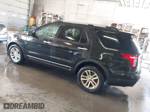 2014 Ford Explorer XLT with VIN 1FM5K7D81EGC62712, listed as a IAAI auction lot 42150813 with 182,696 mi miles and . Bid and sale history available at DreamBid. Image 3.