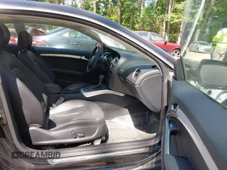 2012 Audi A5 Premium с VIN WAUCFAFR5CA000501, выставлен на аукционе IAAI как лот 42551730 с пробегом 52 924 миль миль и . История ставок и продаж доступна на DreamBid. Изображение 5.