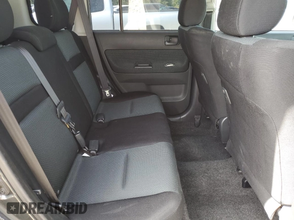 2006 Scion xB z VIN JTLKT324164100826, wystawiony jako Copart lot #59614415 z przebiegiem 226 186 mil mil oraz Szkoda całkowita • Salvage title. Historia ofert i sprzedaży dostępna na DreamBid. Obrazek 11.