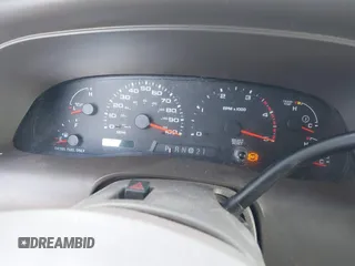 2003 Ford Excursion с VIN 1FMSU45F33EA35667, выставлен на аукционе IAAI как лот 40682023 с пробегом 279 381 миль миль и . История ставок и продаж доступна на DreamBid. Изображение 15.