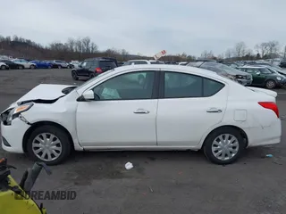 2019 Nissan Versa SV z VIN 3N1CN7AP1KL851669, wystawiony jako IAAI lot #40846171 z przebiegiem 144 652 mil mil oraz . Historia ofert i sprzedaży dostępna na DreamBid. Obrazek 14.