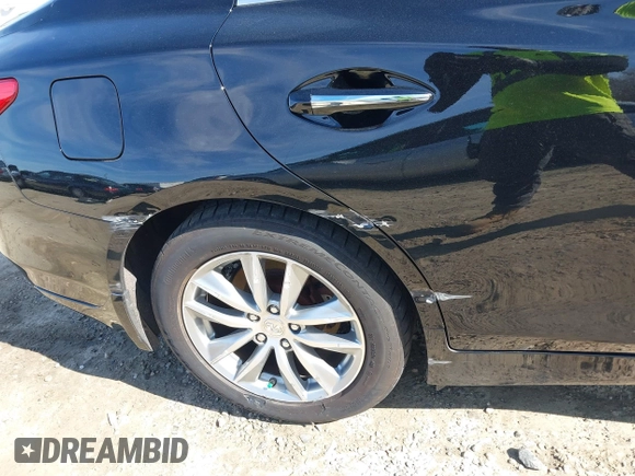 2016 Infiniti Q50 3.0t Premium with VIN JN1EV7AR4GM345731, listed as a IAAI auction lot 41836075 with 88,682 mi miles. Bid and sale history available at carsss.com. Image 17.