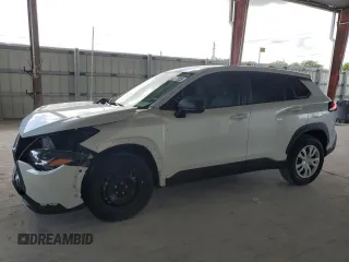 2023 Toyota Corolla Cross L with VIN 7MUAAAAG7PV053889, listed as a Copart auction lot 61677525 with 27,970 mi miles and Salvage title. Bid and sale history available at DreamBid. Image 1.