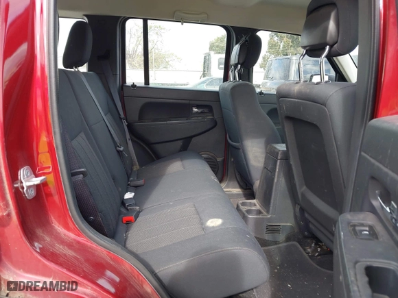 2012 Jeep Liberty Sport with VIN 1C4PJMAKXCW218547, listed as a IAAI auction lot 41927894 with 112,785 mi miles. Bid and sale history available at carsss.com. Image 8.