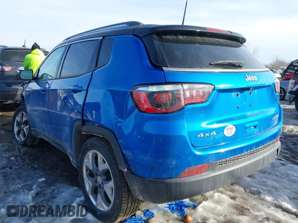 2020 Jeep Compass Limited with VIN 3C4NJDCB7LT147155, listed as a IAAI auction lot 41654100 with 66,205 mi miles. Bid and sale history available at carsss.com. Image 3.