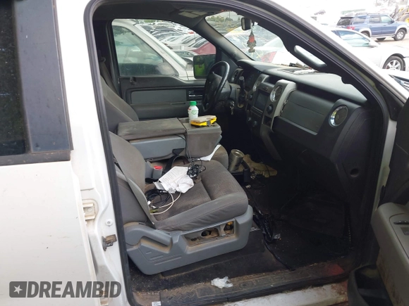 2012 Ford F-150 XL with VIN 1FTFW1CF9CFA53053, listed as a IAAI auction lot 42103851 with 186,599 mi miles. Bid and sale history available at carsss.com. Image 5.