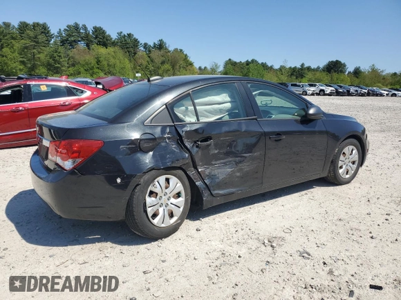 2015 Chevrolet Cruze LS z VIN 1G1PA5SG0F7284872, wystawiony jako Copart lot #56679175 z przebiegiem 94 441 mil mil oraz Czysty tytuł • Clean title. Historia ofert i sprzedaży dostępna na DreamBid. Obrazek 3.