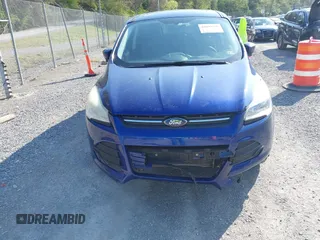2013 Ford Escape SE with VIN 1FMCU9G94DUC21850, listed as a IAAI auction lot 42003396 with 182,663 mi miles. Bid and sale history available at carsss.com. Image 6.