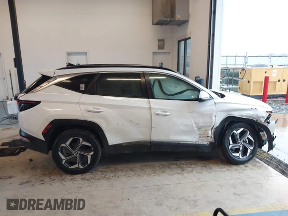 2022 Hyundai Tucson SEL Convenience with VIN KM8JFCA1XNU075554, listed as a IAAI auction lot 41617350 with 29,676 mi miles and . Bid and sale history available at carsss.com. Image 13.